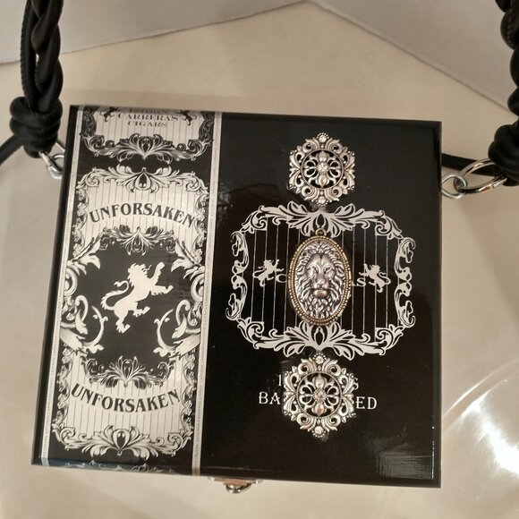 Suenos de Saundra Upcycled Black/Silver Unforsaken Cigar Box Shoulder Purse - Picture 11 of 13